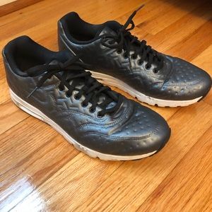 Beautiful Deep Grey Nike Sneakers